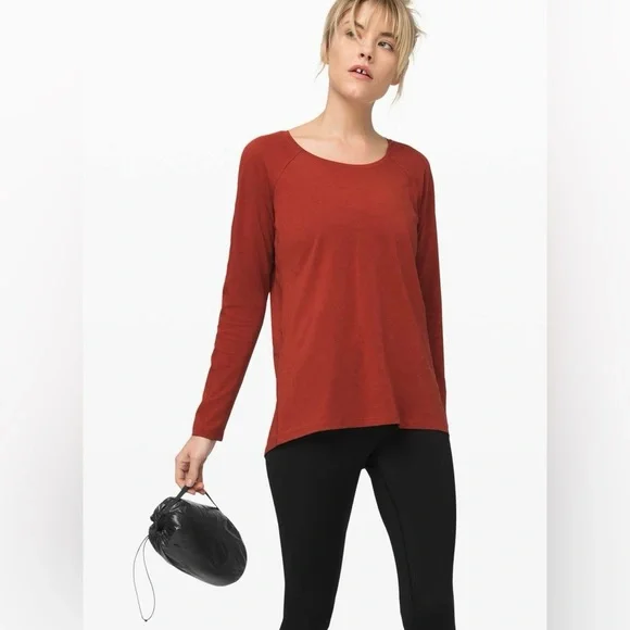 Lululemon Pack It Down Vest in black shine - Picture 5 of 16